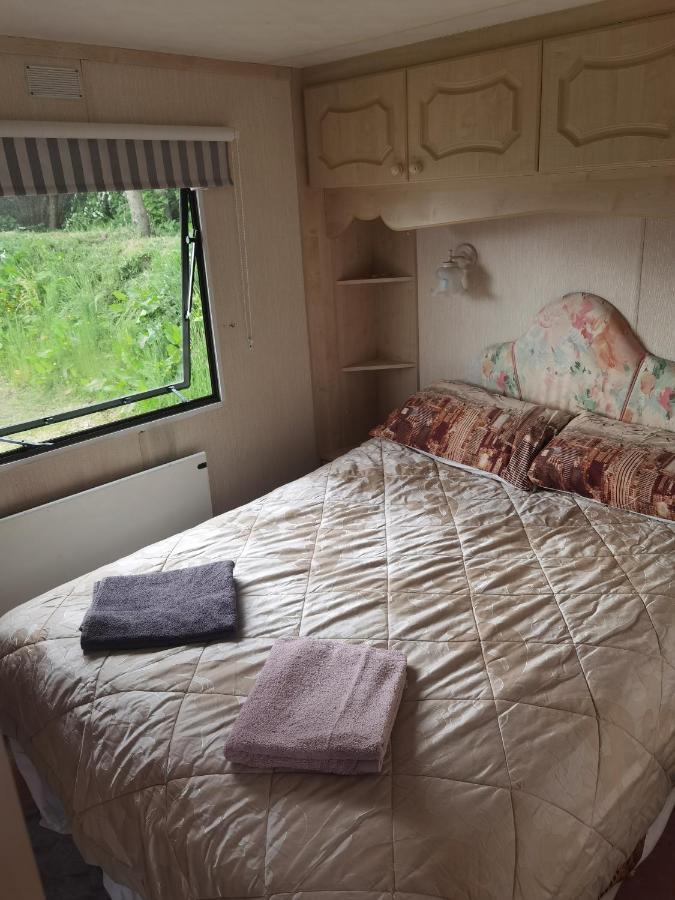 Вилла Lochlands Caravan Park X Форфар Экстерьер фото